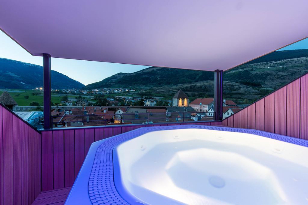 Hotel Gasthof Gruener Baum Глоренца Екстер'єр фото