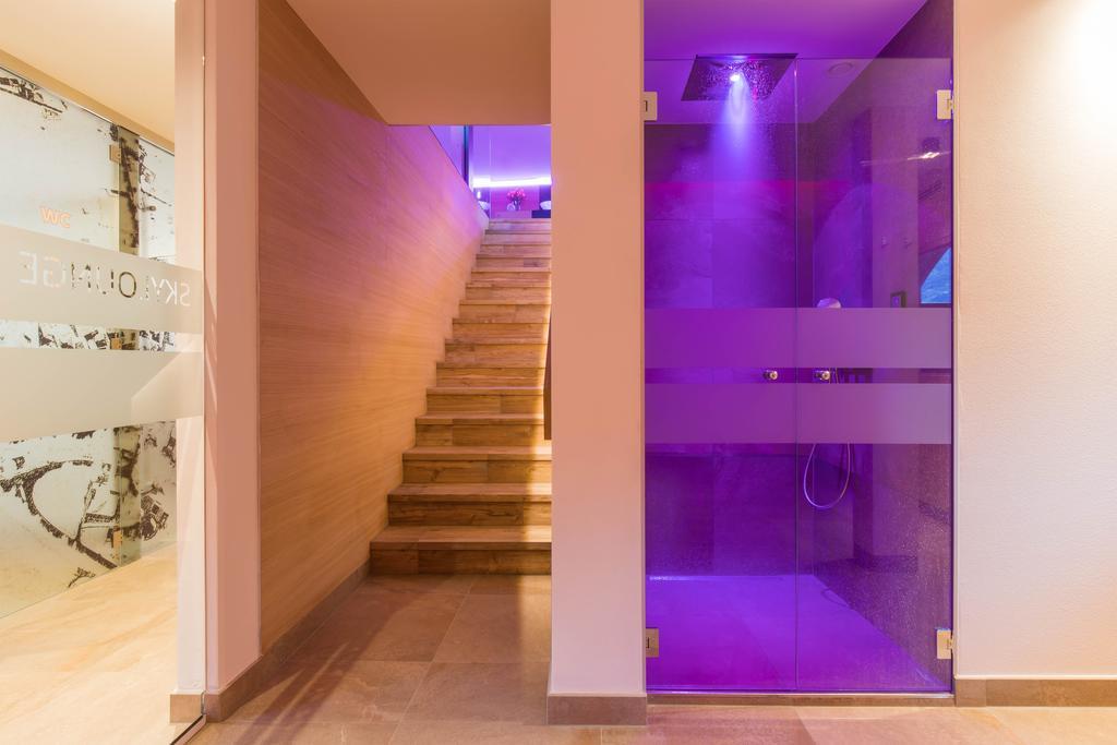 Hotel Gasthof Gruener Baum Глоренца Екстер'єр фото