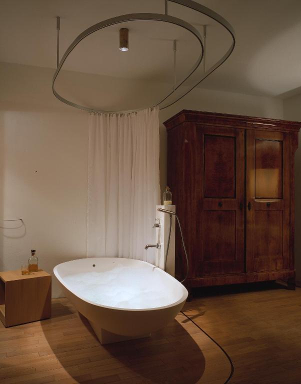 Hotel Gasthof Gruener Baum Глоренца Екстер'єр фото