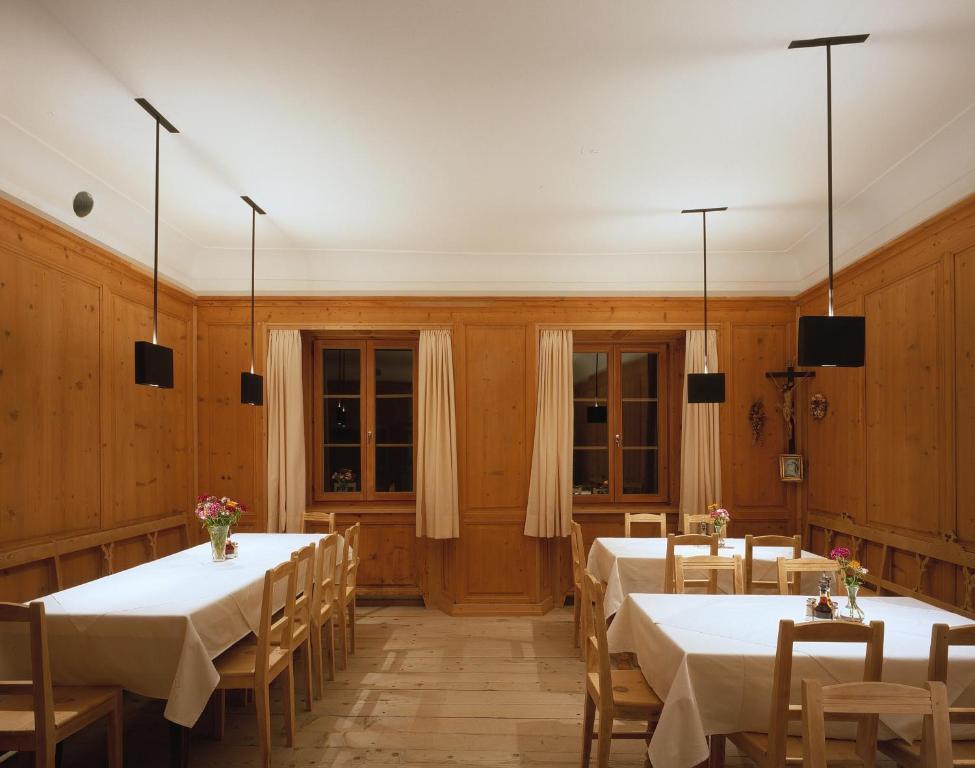 Hotel Gasthof Gruener Baum Глоренца Екстер'єр фото