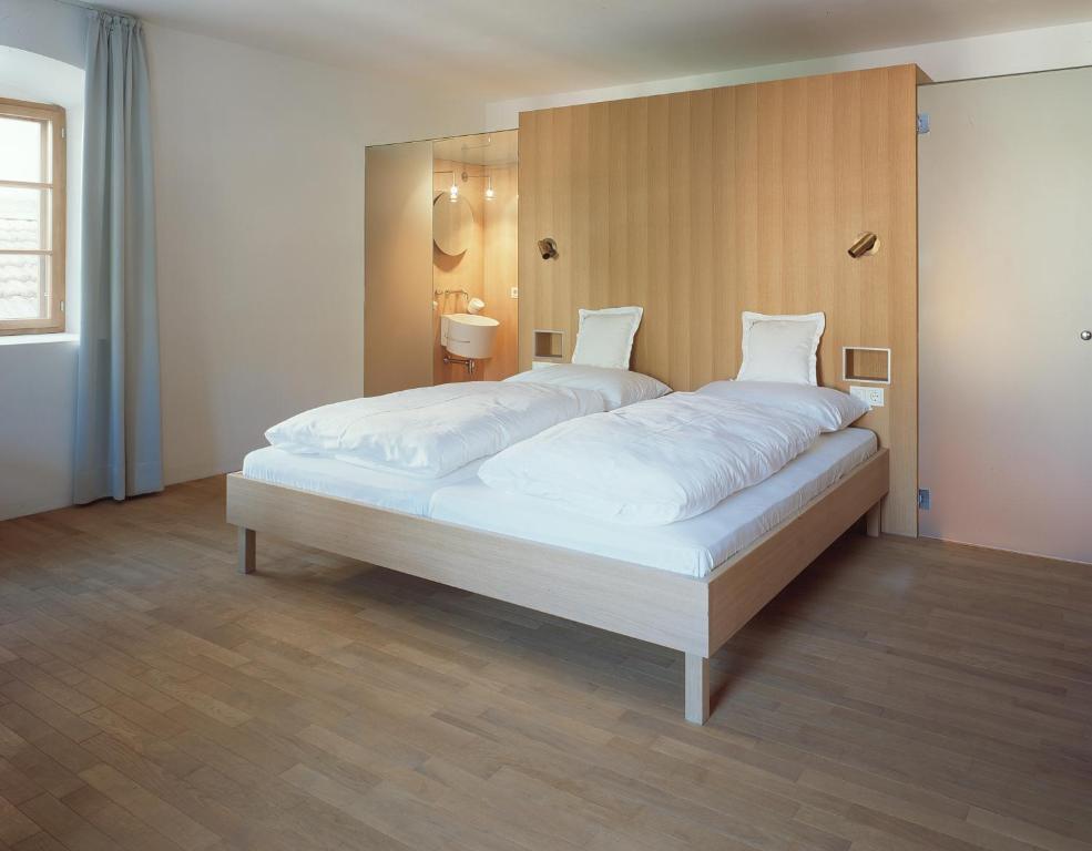 Hotel Gasthof Gruener Baum Глоренца Номер фото