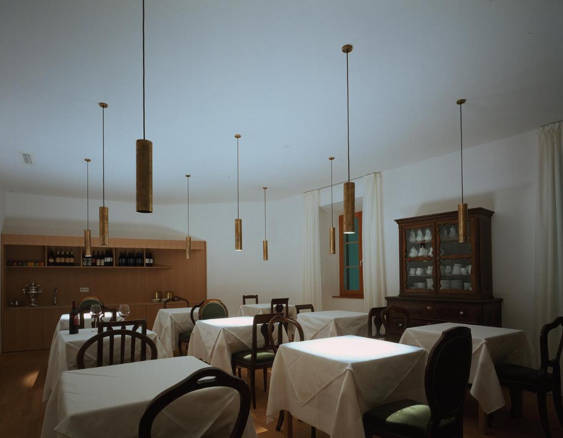 Hotel Gasthof Gruener Baum Глоренца Екстер'єр фото